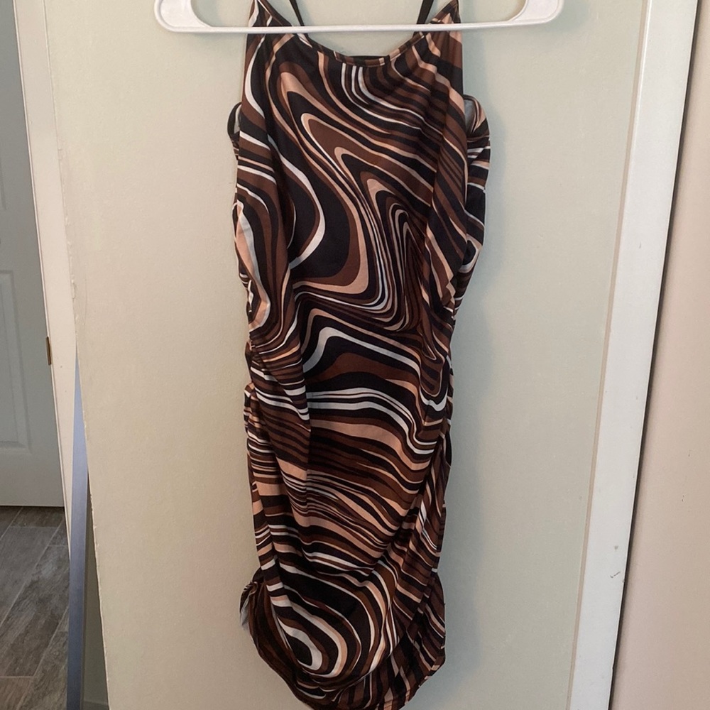 Crisscross Marble Ruched Dress